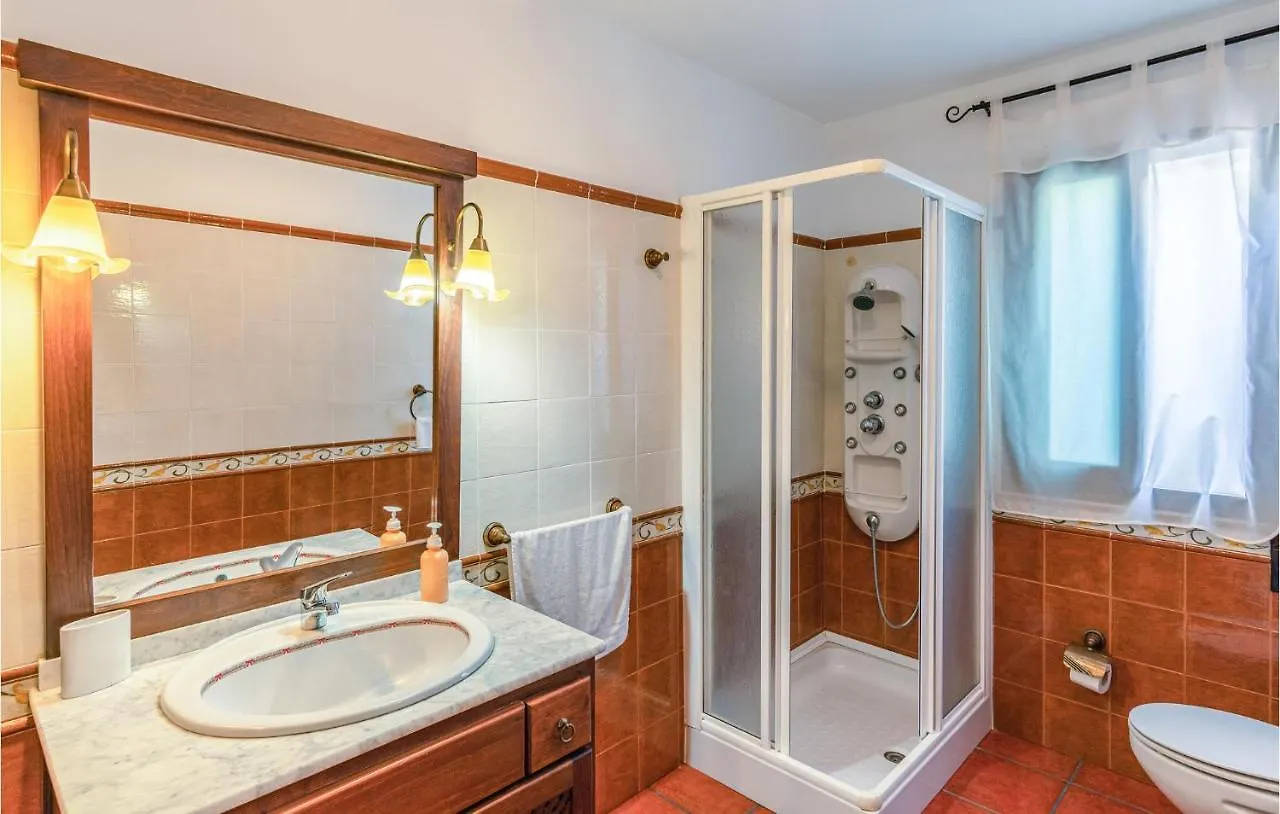 Holiday home Amazing Home In Mecina Bombaron With Wifi